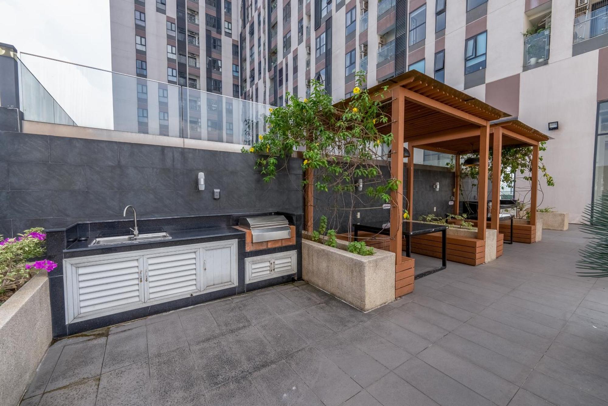 Cozy Private Bedroom In A Luxury 2br * TP. Hồ Chí Minh